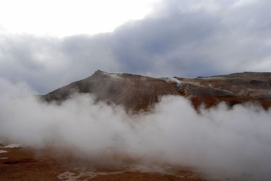 Námafjall fast verschleiert