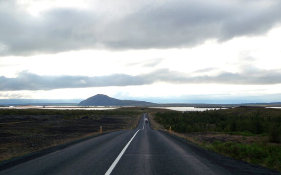 zurück auf der N 1 hinunter nach ​Reykjahlíð