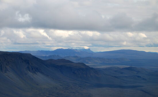 in der Ferne sahen wir unseren Lieblingsberg Herðubreið