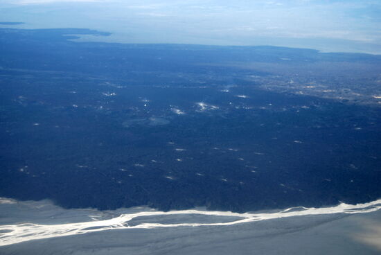 das neue Lavafeld dampft noch