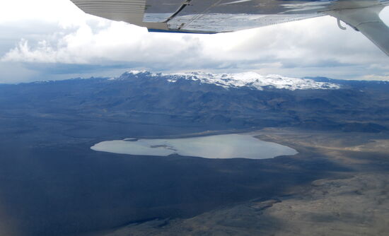der weiße Gebirgszug der Askja (Dyngjufjöll)
