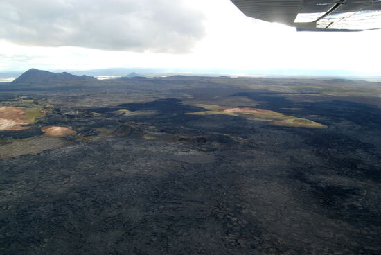 die neueren schwarzen Lavafelder