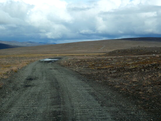 Weiterfahrt auf der Hochlandpiste F 910