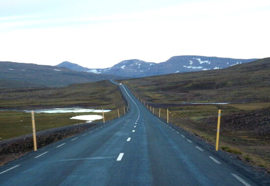 Fahrt über die Hochfläche Fjarðarheiði