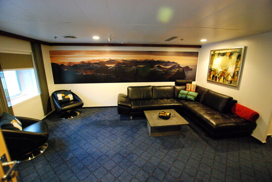 das Wohnzimmer unserer Suite