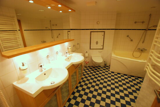 und das Badezimmer mit Bubbelbad