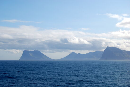 am nächsten Tag kamen die Färöarna in Sicht
