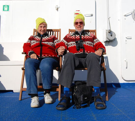 in der Sonne an Deck