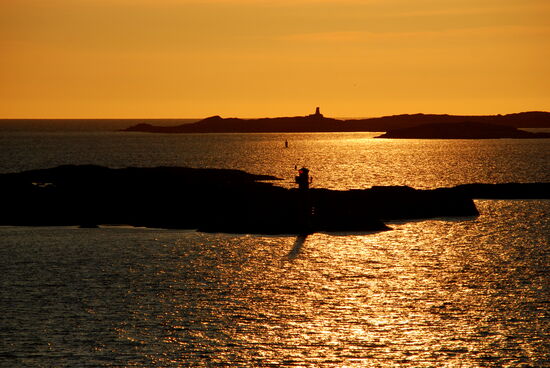 Buskärs Knöte mit Vinga im Sonnenuntergang