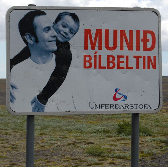 Aufforderung den Sicherheitsgurt anzulegen