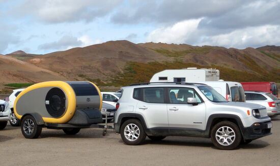 Jeep mit Mink Camper