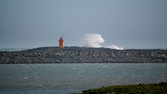 Gischt am Leuchtturm