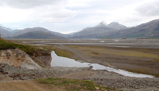 und dann hinunter auf Flußniveau