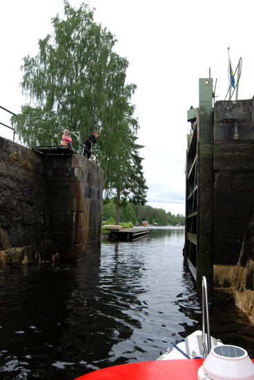 Ausfahrt aus der Schleusenkammer