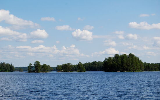 weiter durch ein Inselgewirr