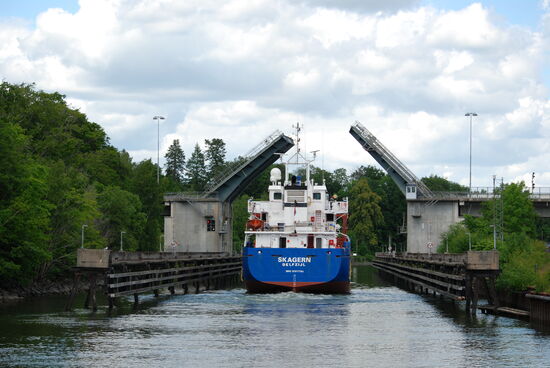 passiert die Lilla Edetbron