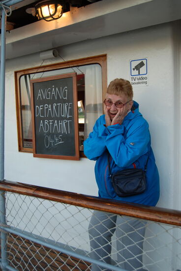 schrecklich, Abfahrt schon um 04:45