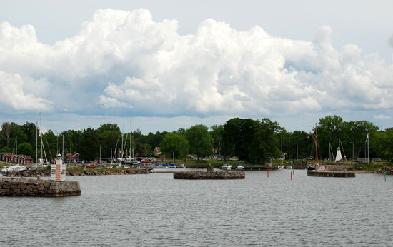 Hafeneinfahrt Sjötorp