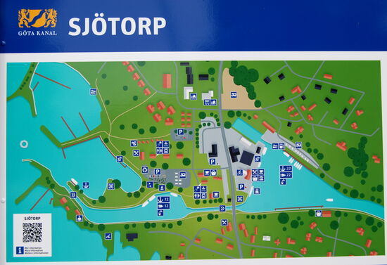 Informationstafel zeigte die Umgebung Sjötorps