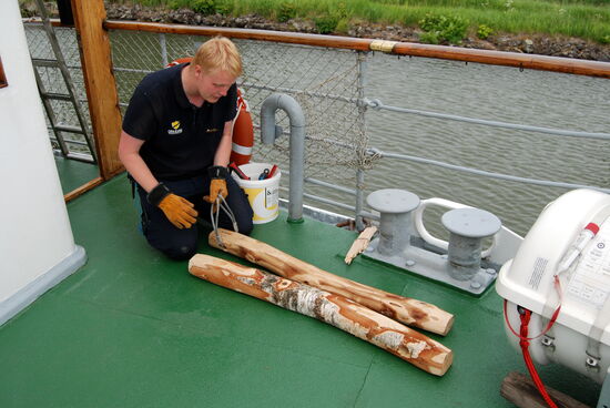 Holzfender mußten erneuert werden