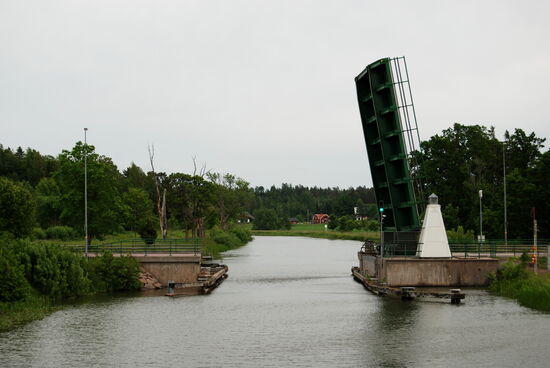 Brücke der E 20 bei Lyrestad