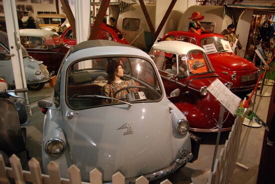 und viele schöne Autos
