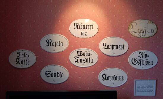 Namensschilder aus Raumo