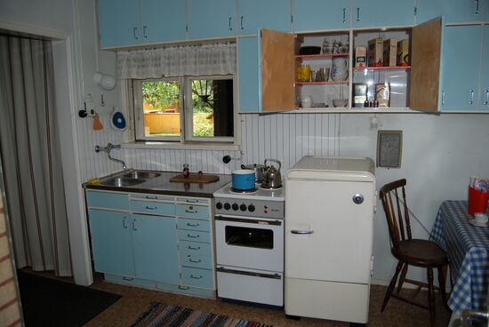 "moderne" Küche dort