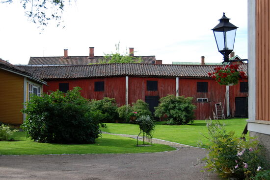 Hof Östra Kyrkogatan 25