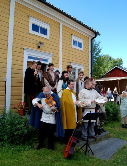 Musikgruppe am Heimatmuseum