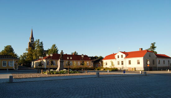 dann erreichten wir den Per-Brahe-Platz - Pekkatori