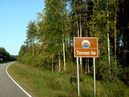 so fuhren wir weiter auf der Teerstraße - Tervan tie 800