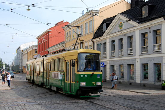 in Helsingfors fahren viele Straßenbahnen