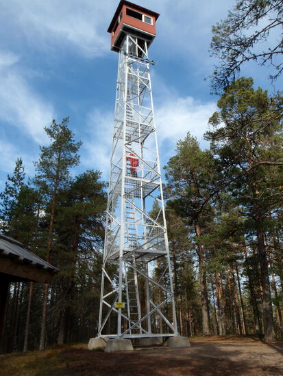 Rainer kletterte auf den Aussichtsturm