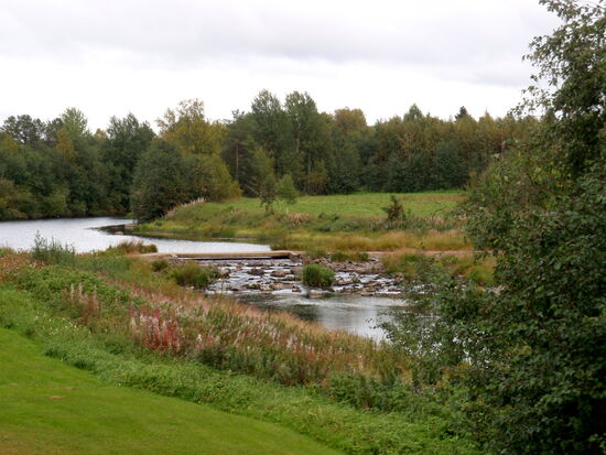 wir überquerten den Lamujoki bei Pihkalanranta