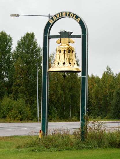 an der Kreuzung der E75 mit der 27 bei Pyhäjärvi erreichten wir eine Raststätte