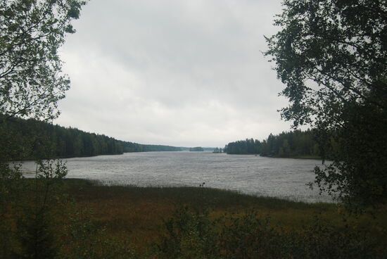 wir fuhren am See Pyhäjärvi vorbei