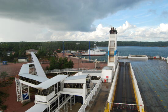kurzer Aufenthalt am Anleger Långnäs