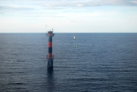 die beiden Leuchttürme Remmargrund, der kleine im Hintergrund Remmargrund Norra