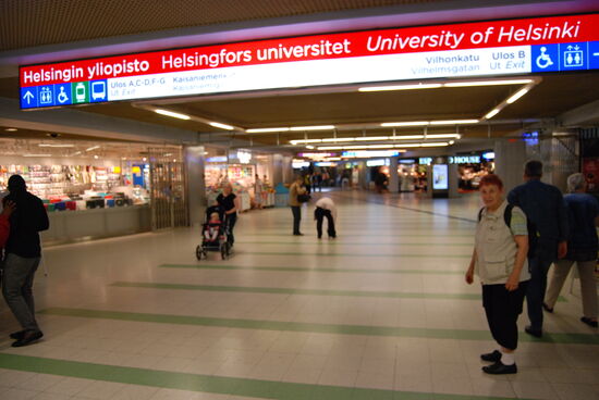 unsere Ziel, Metro-Station Helsingfors universitet