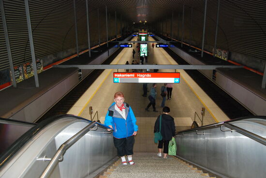 dann gingen wir hinunter zur Metro