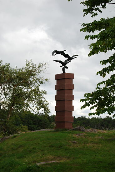 das Auswandererdenkmal erinnert an die große Auswanderungswelle 1880-1930