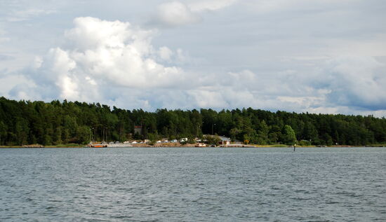 bald hatten wir wieder den Anleger am Festland erreicht
