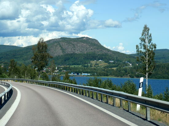 Weiterfahrt durch Högakusten