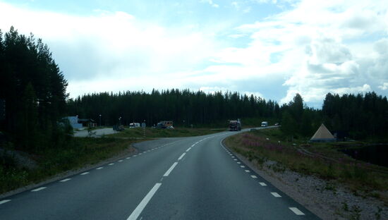 Polarkreisparkplatz an der E45 südlich von Jokkmokk