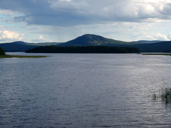 Überfahrt zur Insel Sollerön mit Blick auf Gesundaberget