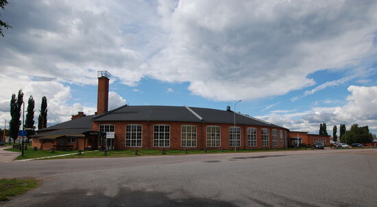 der Ringlokschuppen von der Straßenseite aus