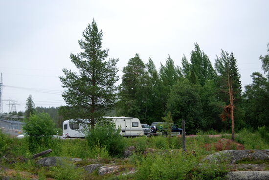 unser Gespann auf dem Parkplatz