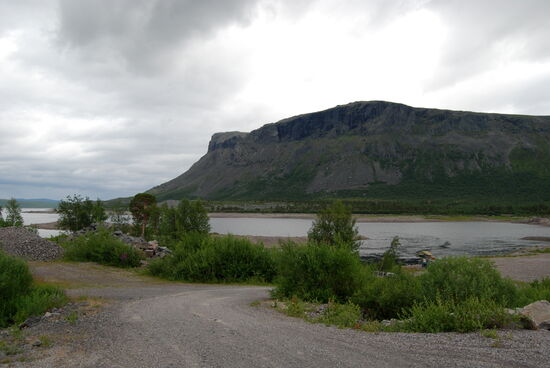bald hatten wir den Staudamm erreicht