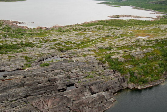 sogar der Bohlenweg zum Wasserfall war zu erkennen